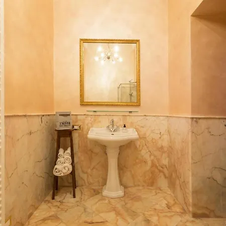 Nucci Villa *